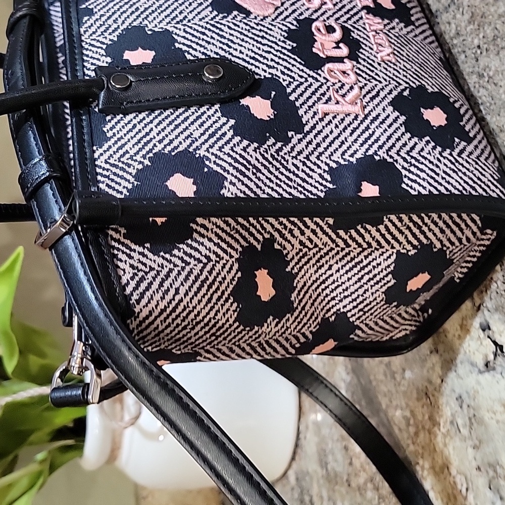 Kate Spade EUC Ella herringbone floral mini tote - Picture 3 of 9
